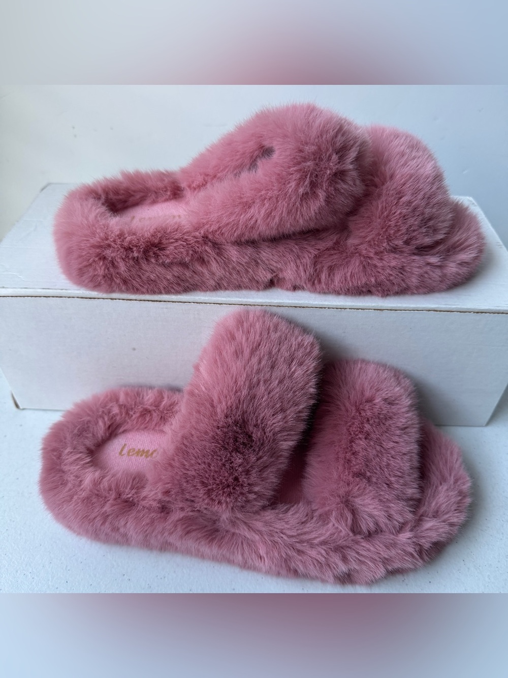 Cozy Plush Slide Slippers in Dusty Pink
